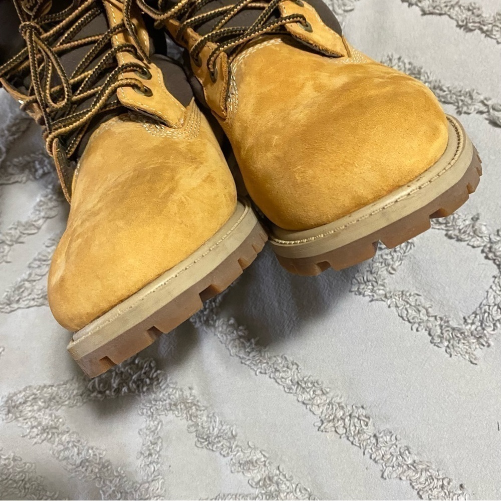 𝅺timberland Youth 6” Quilt Boot size 3 (35) - Picture 8 of 12